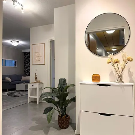 Tyylikaes Kaksio Keskustasta Parkkipaikalla,wifi